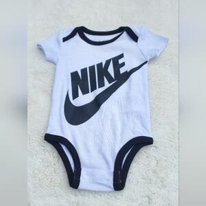 Nike White and Black Kids One Piece Size 6-12m Brand New